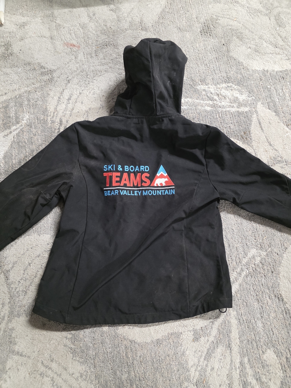 Ski & Board Teams Bear Valley Mountain Black Hooded Jacket